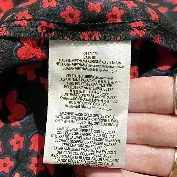 Y2K BCBGeneration Womens Red Black Yoke Gothic Floral Shift Dress Size Medium - Picture 8 of 8